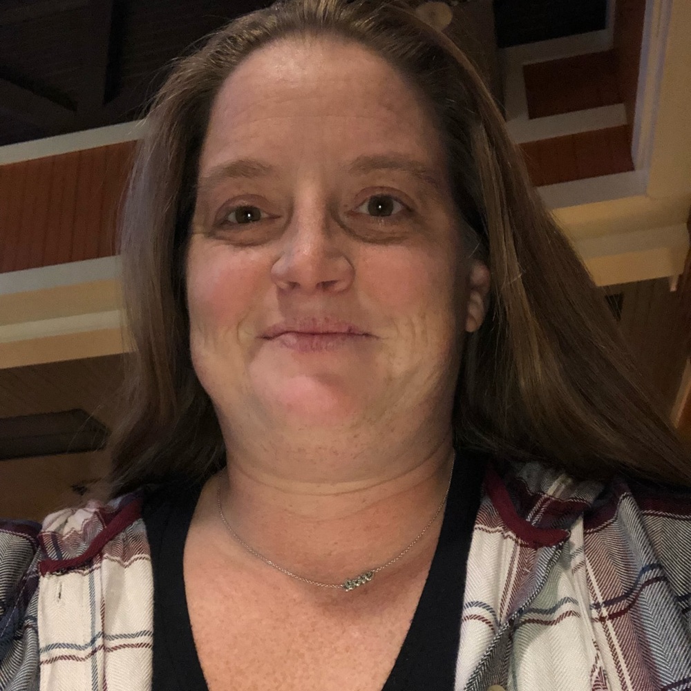 Meet your Posher, Jenn